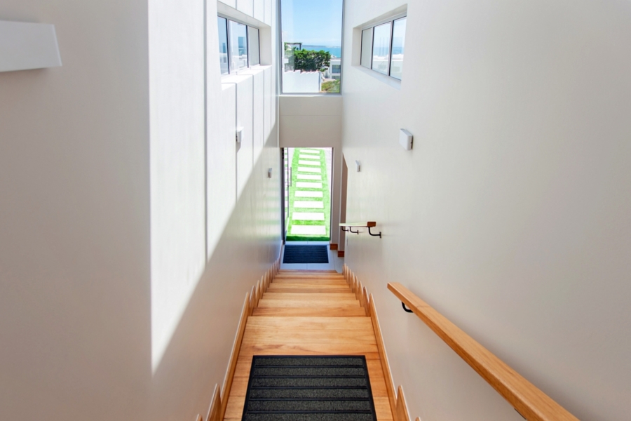 5 Bedroom Property for Sale in Paradise Beach Western Cape